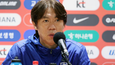 홍명보 “지금 문제 못 찾으면 본선에서 터진다”…파라과이전 ‘반등’ 다짐